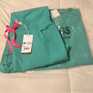 FIGS Scrub Set - XS